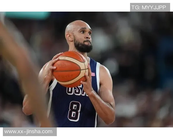 德里克怀特首节表现出色10投5中砍下12分助力球队正负值6