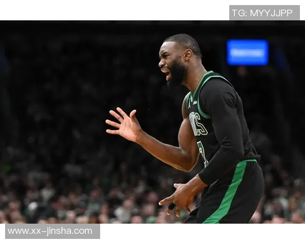 明天太阳对阵勇士杰伦格林出战成疑布克仍将缺席继续养伤